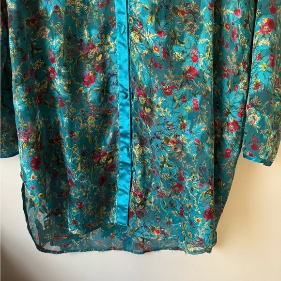 Vintage Gold Label Victoria’s Secret Front Button Floral Sleep Shirt Nightie - Picture 8 of 12